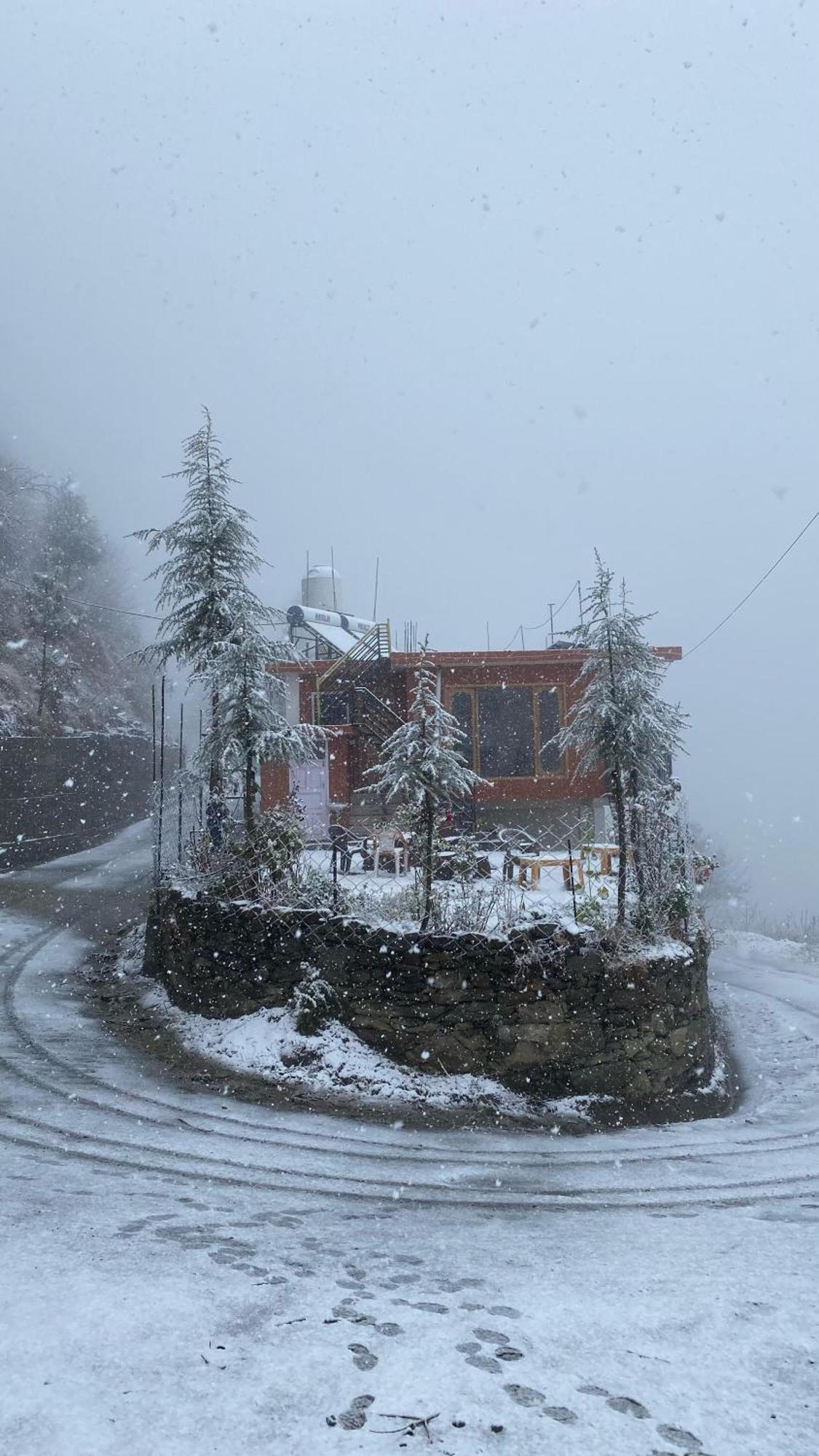 Homestay The Void - Tirthan Valley *